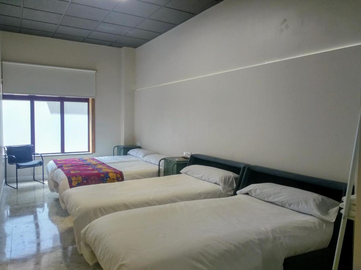 Habitación Familiar con baño privado