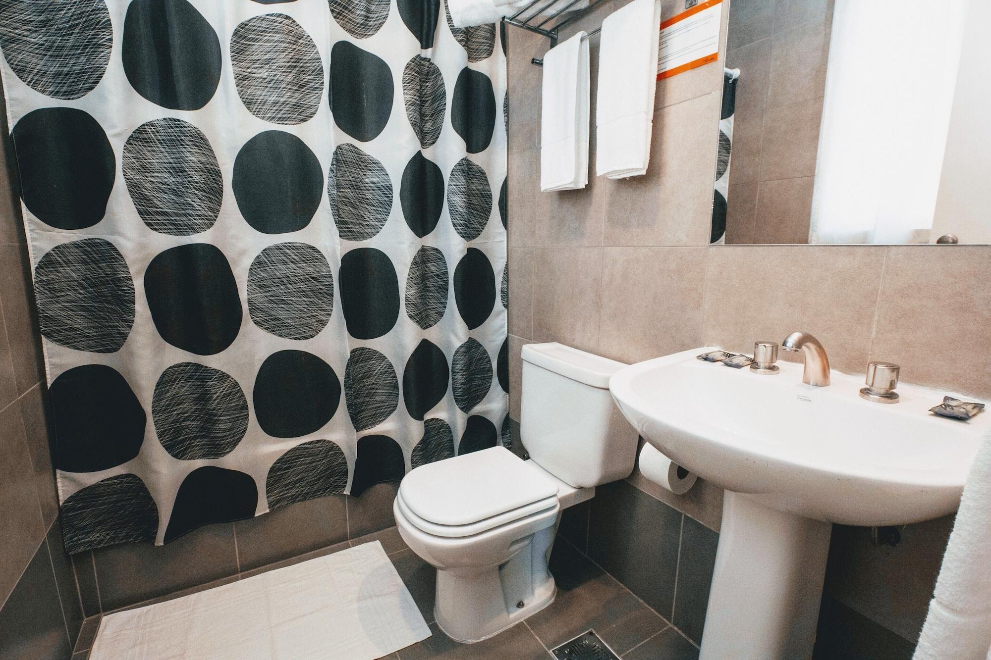 Habitación Doble con baño privado - 2 camas