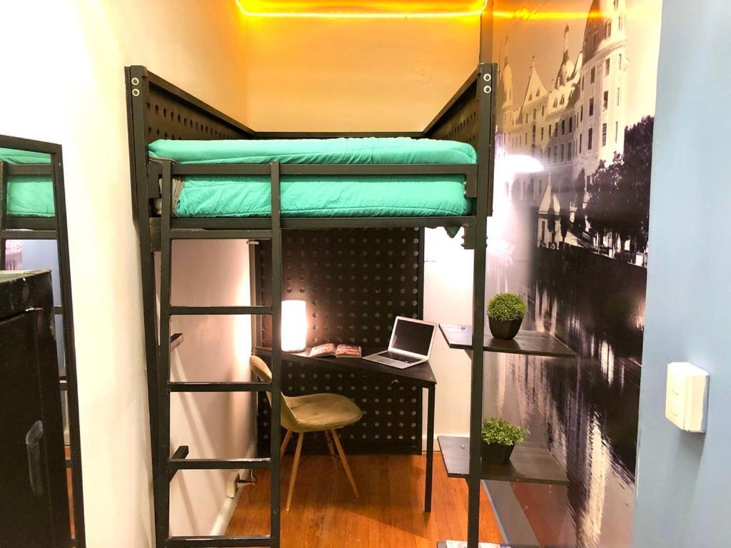 Habitación Individual con baño compartido