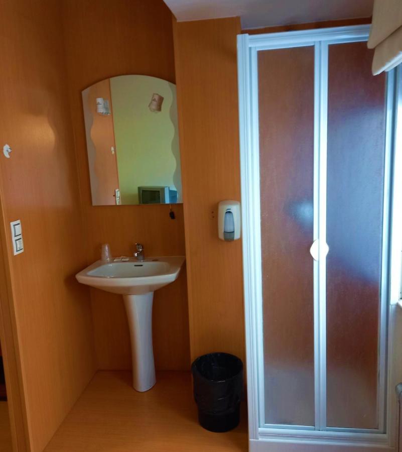 Habitación Doble Estándar con baño compartido