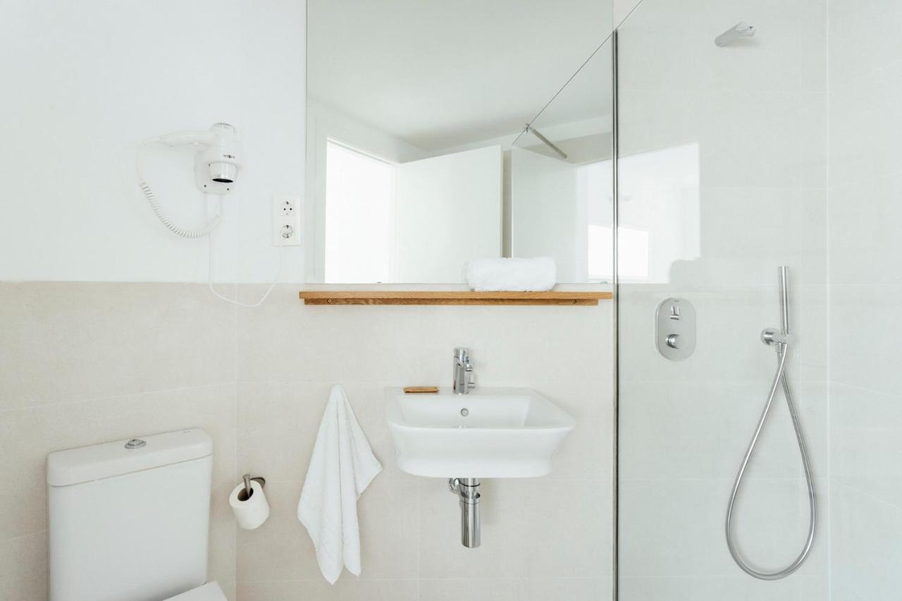 Triple Room Private Bathroom,1567009313:JPEG