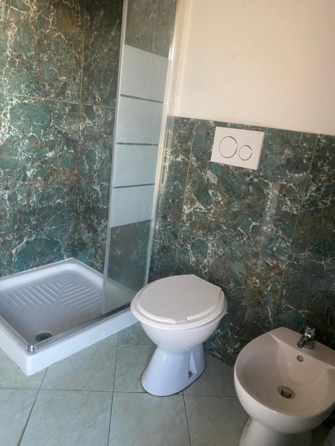 Habitación Triple con baño compartido