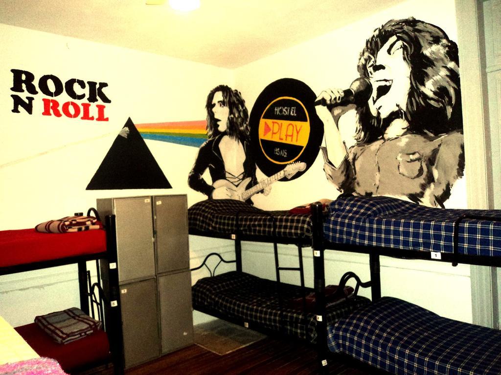 Cama en habitación compartida mixta de 8 camas