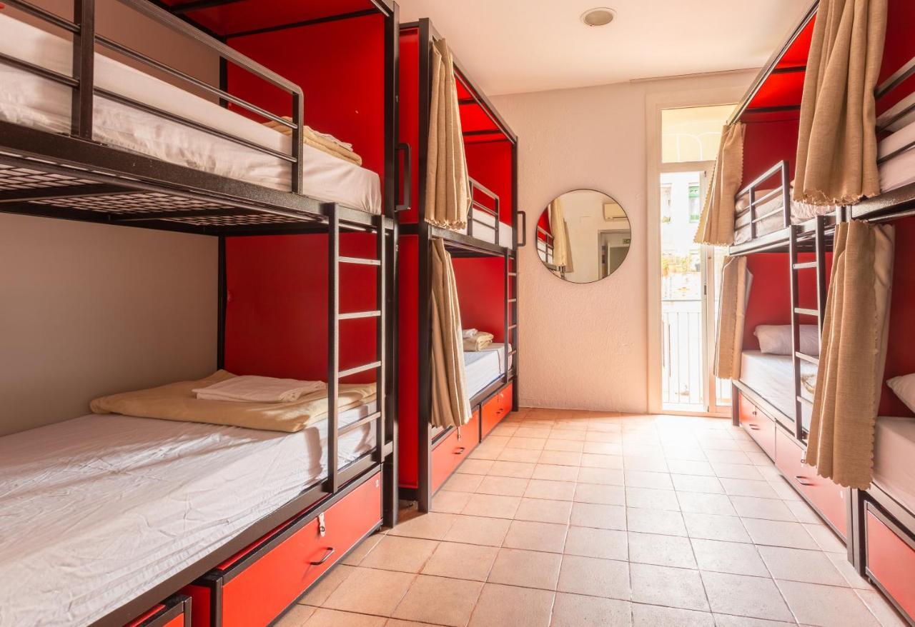 Cama en habitación compartida mixta de 8 camas