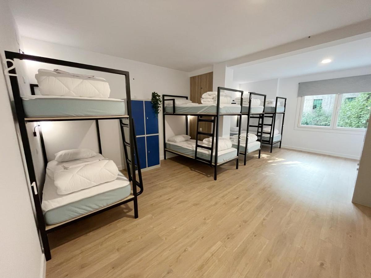 Bed 8-Bed Mixed Dormitory Room