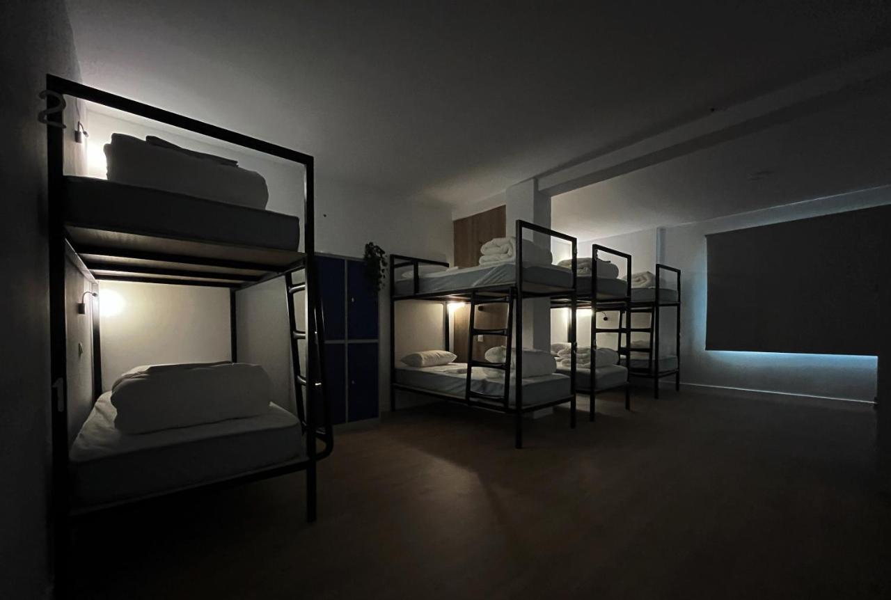 Bed 8-Bed Mixed Dormitory Room