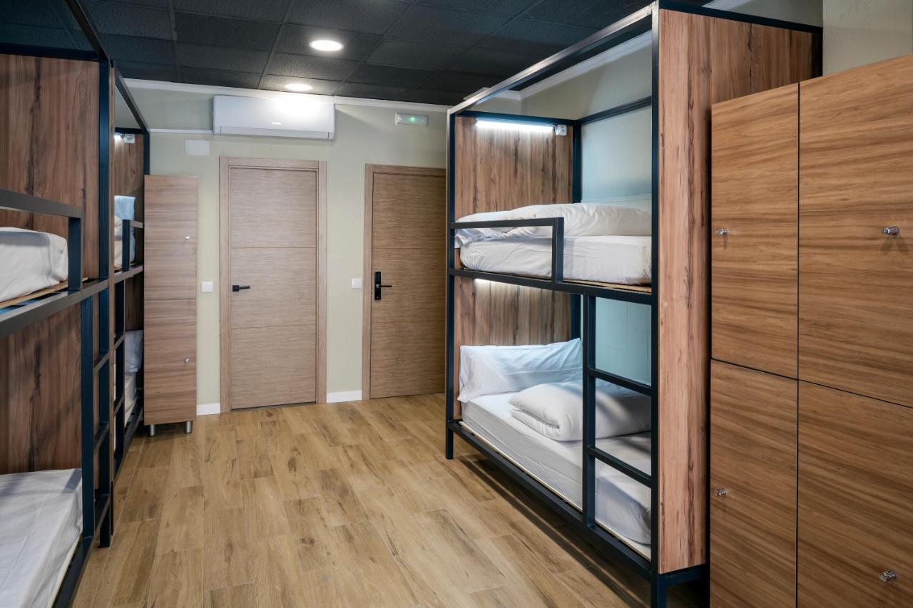 Bed 12-Bed Mixed Dormitory Room,1467773399:JPEG