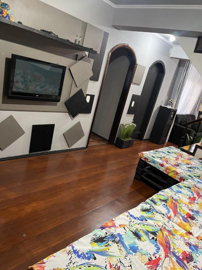 Single Bed in Dormitory Room,1469623217:JPEG