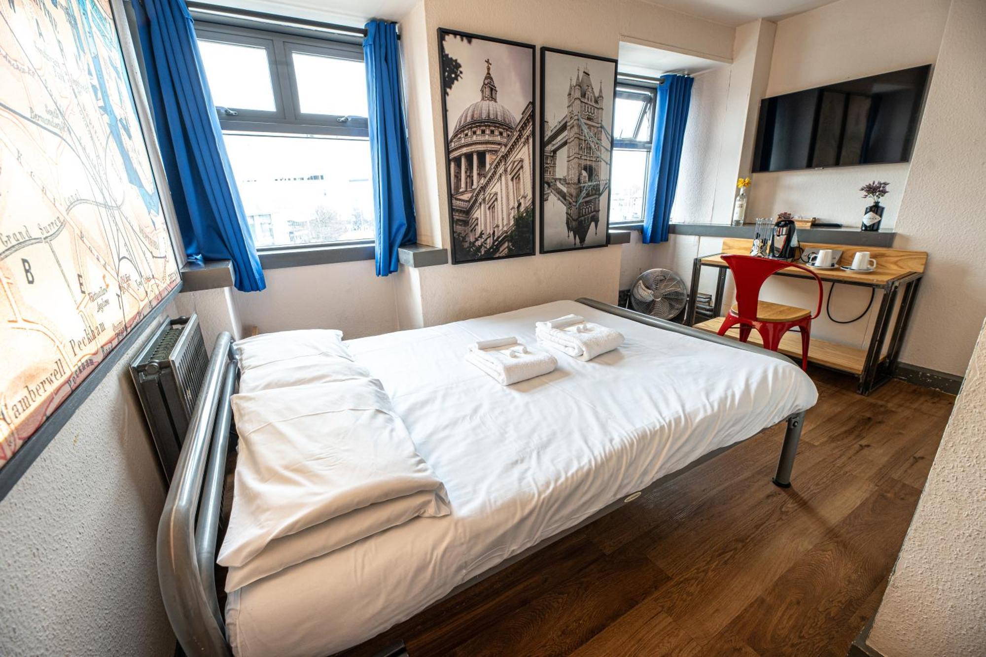 Standard Double Room,1588145969:JPEG