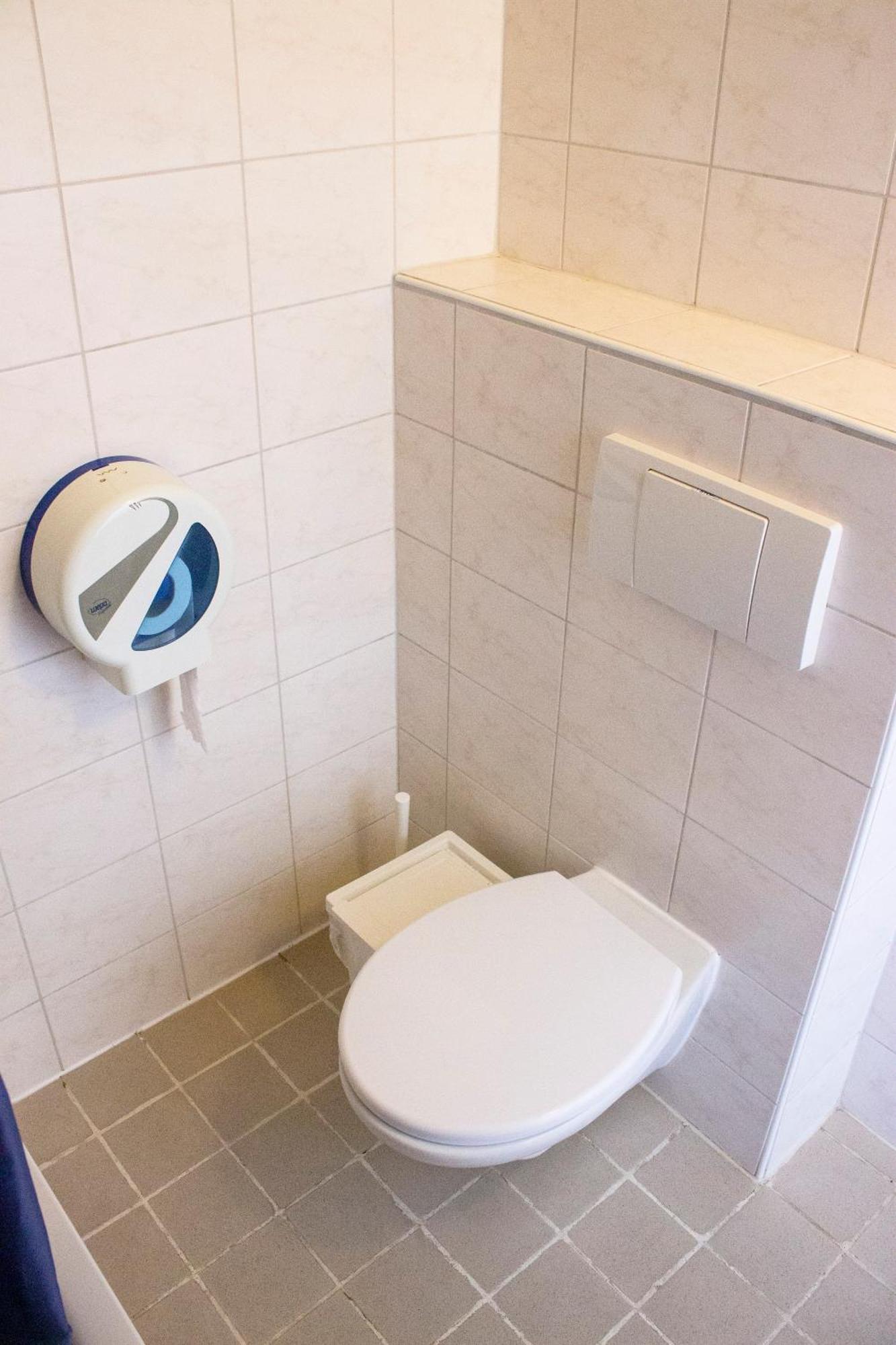 Dormitory Room (6 People) with Shared Bathroom,1537136248:JPEG