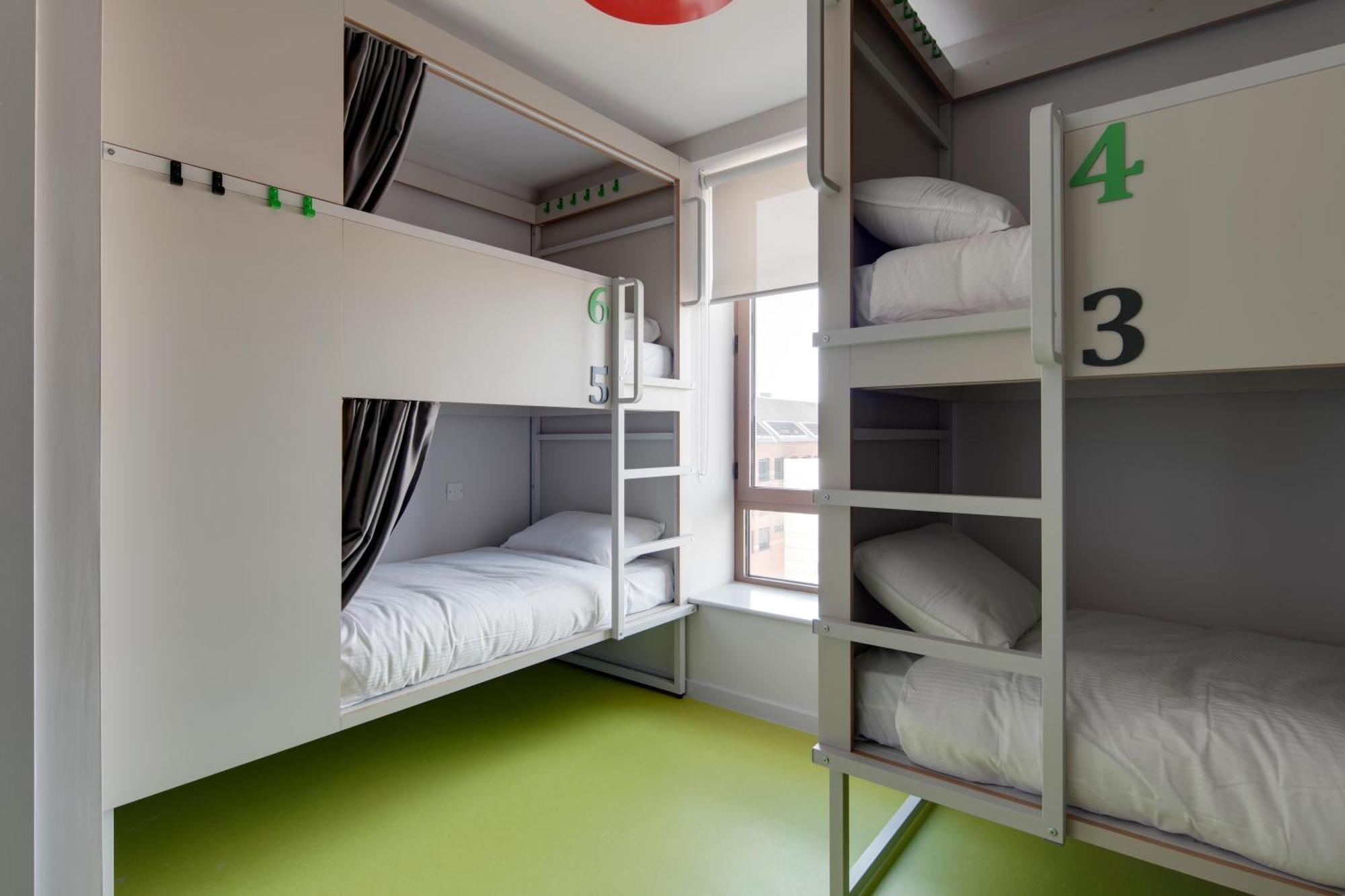 Cama en habitación compartida de 4-6 camas - Solo mujeres