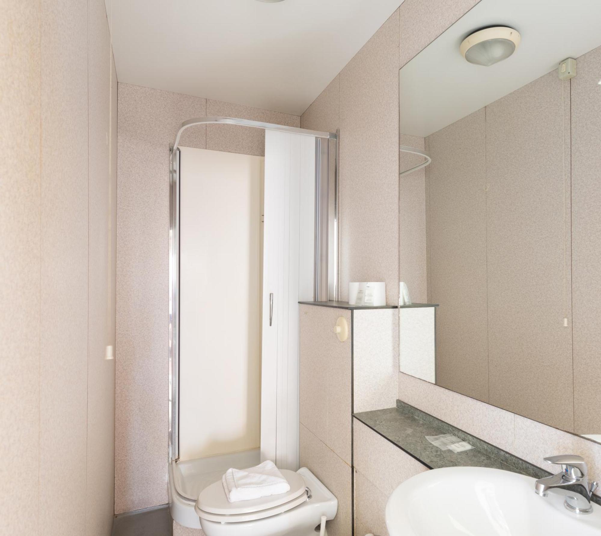 Habitación Triple Básica