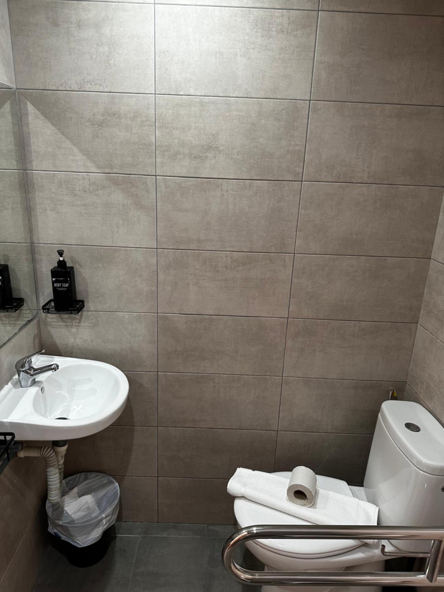 Triple Room with Private Bathroom,1594732186:JPEG