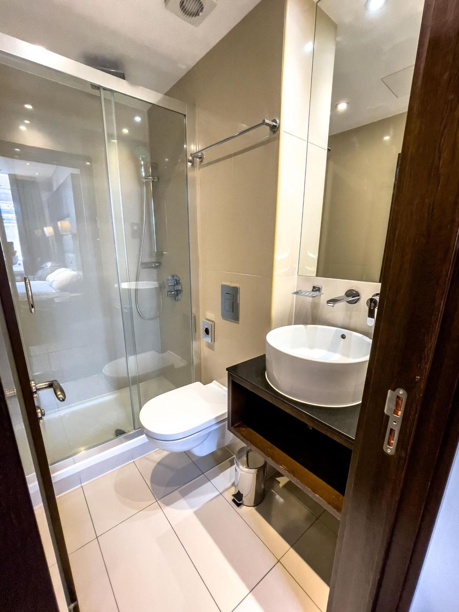 Habitación Individual con baño privado