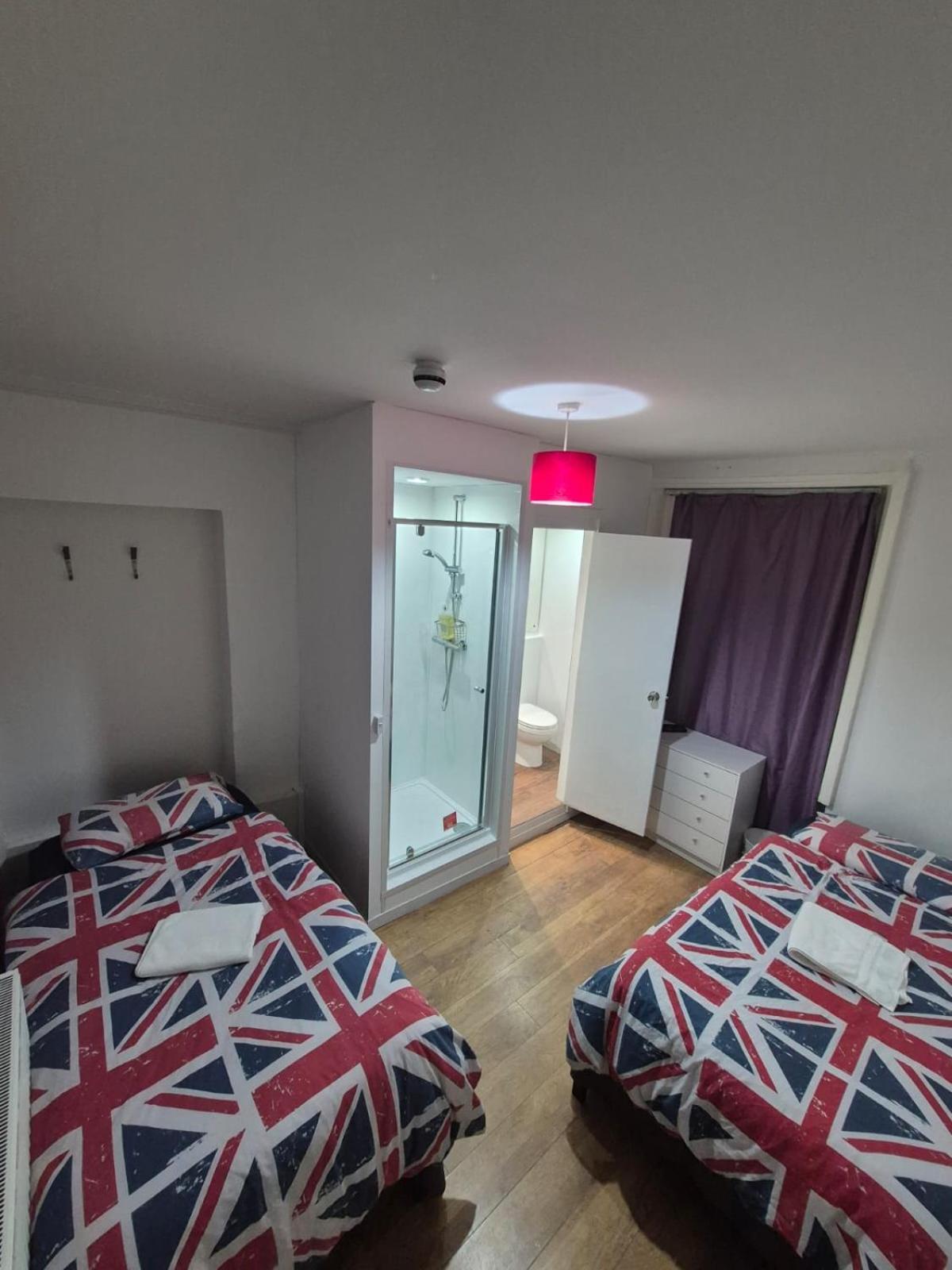 Standard Twin Room,1643773881:JPEG