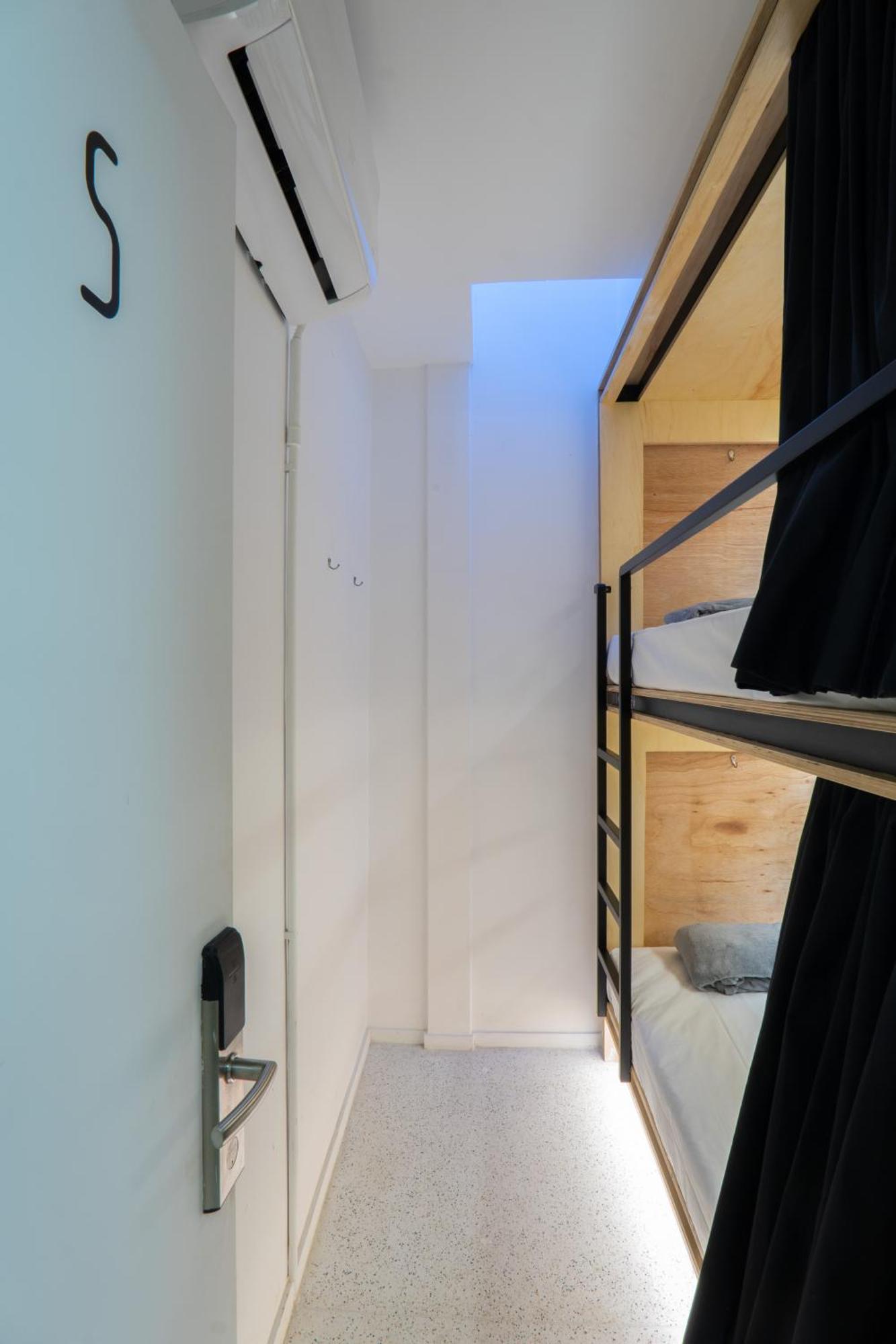 Quarto Duplo