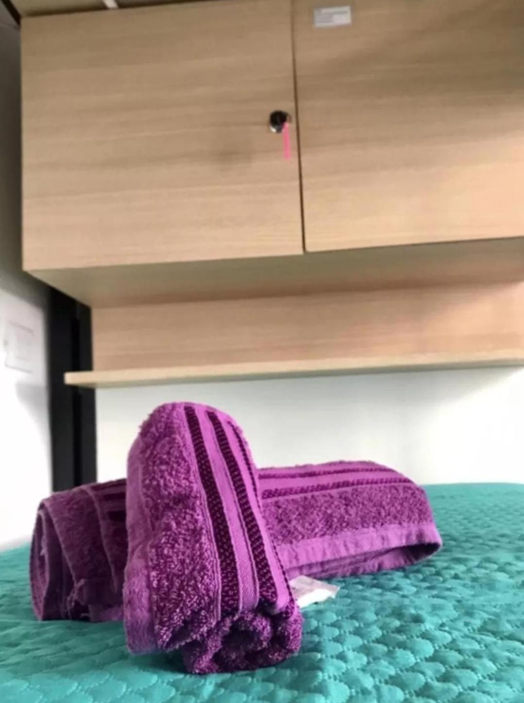 Cama en habitación compartida mixta de 10 camas