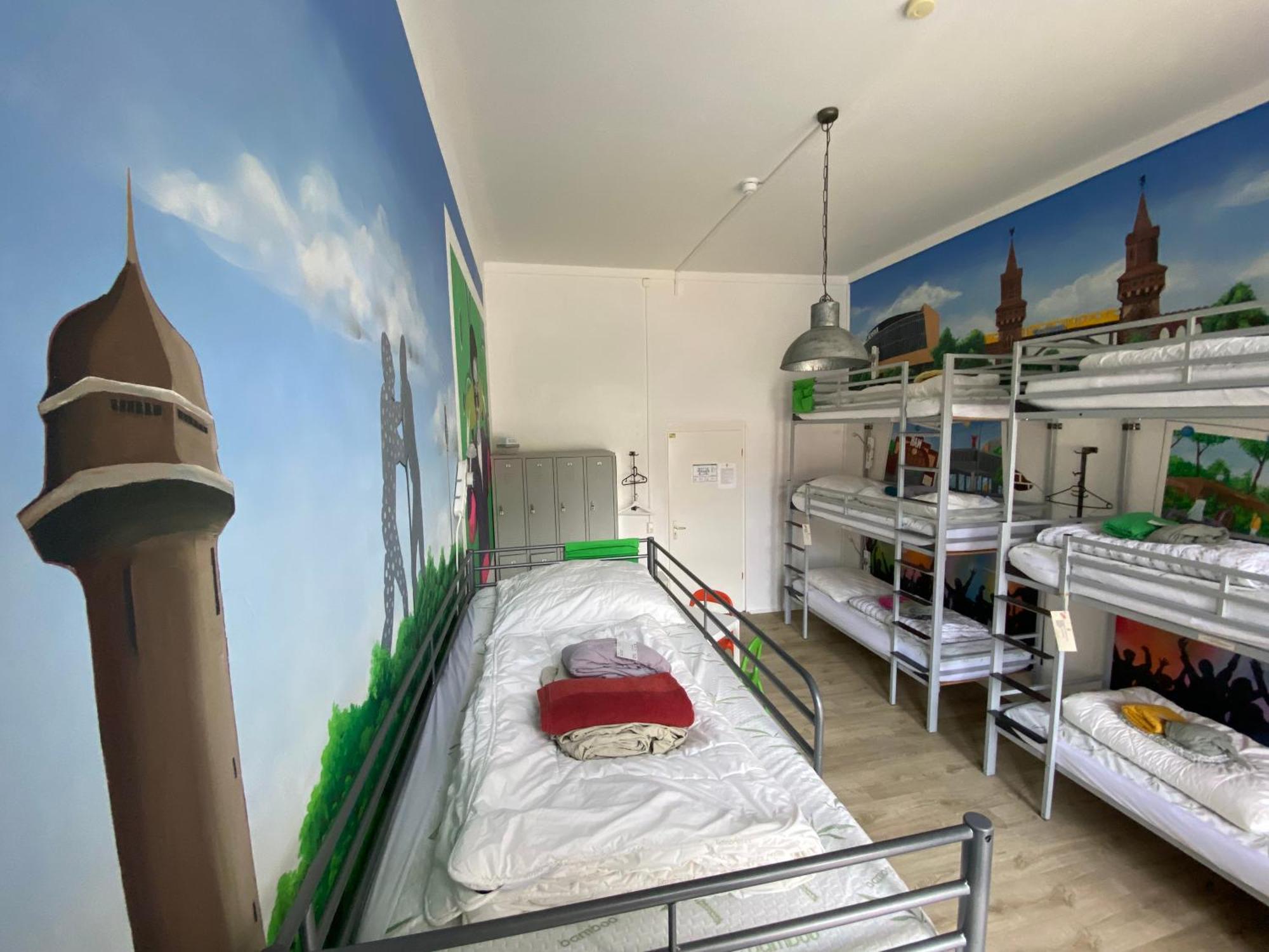 Cama en habitación compartida mixta de 8 camas
