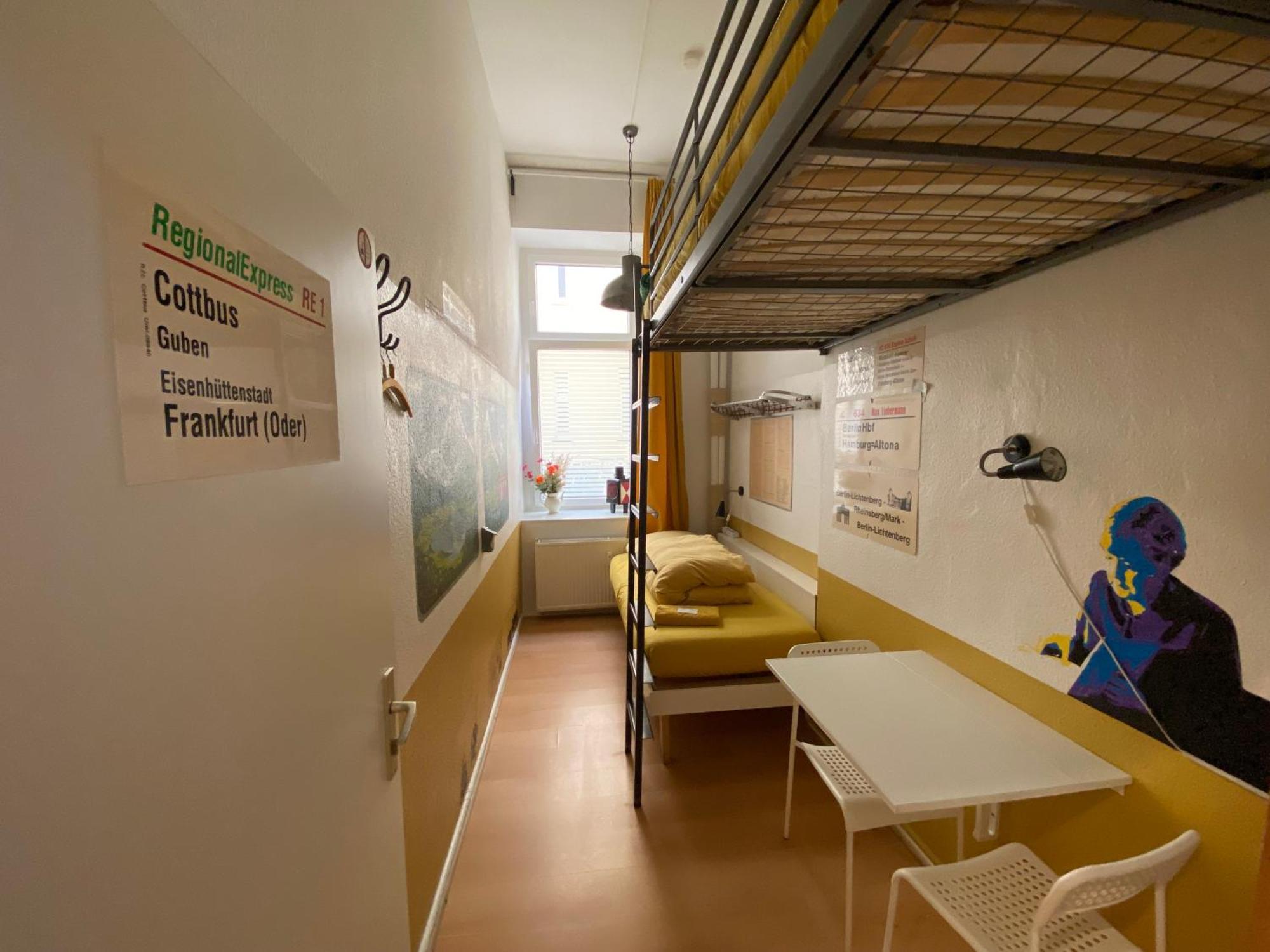 Twin Room with Shared Bathroom,1653546974:JPEG