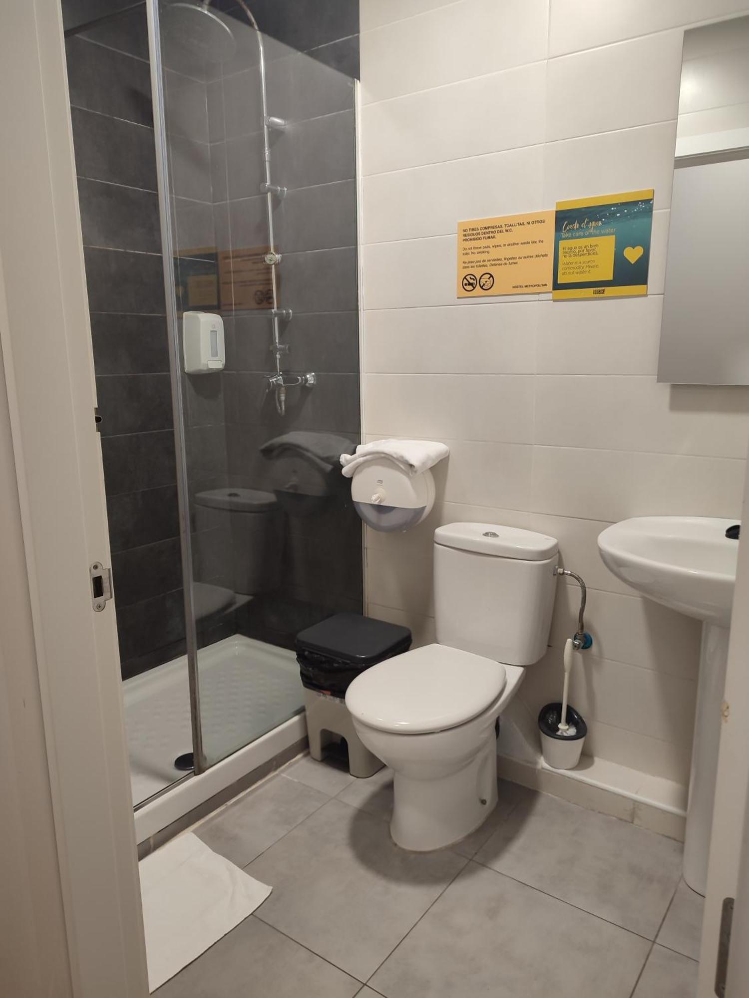 Habitación Doble con baño privado