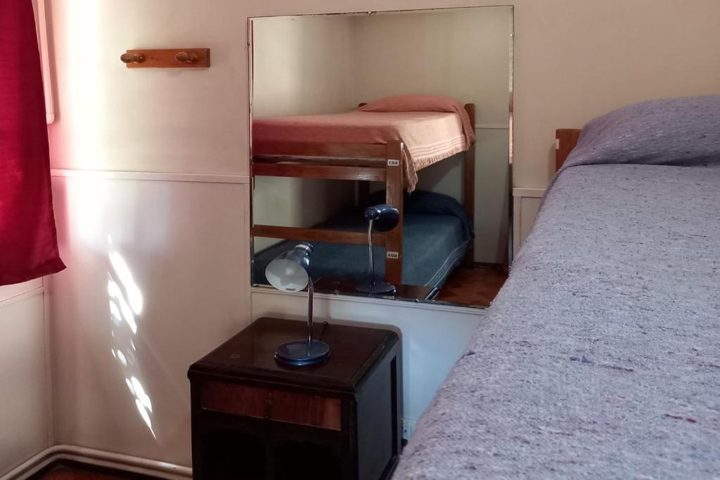 Cama Individual en habitación compartida femenina