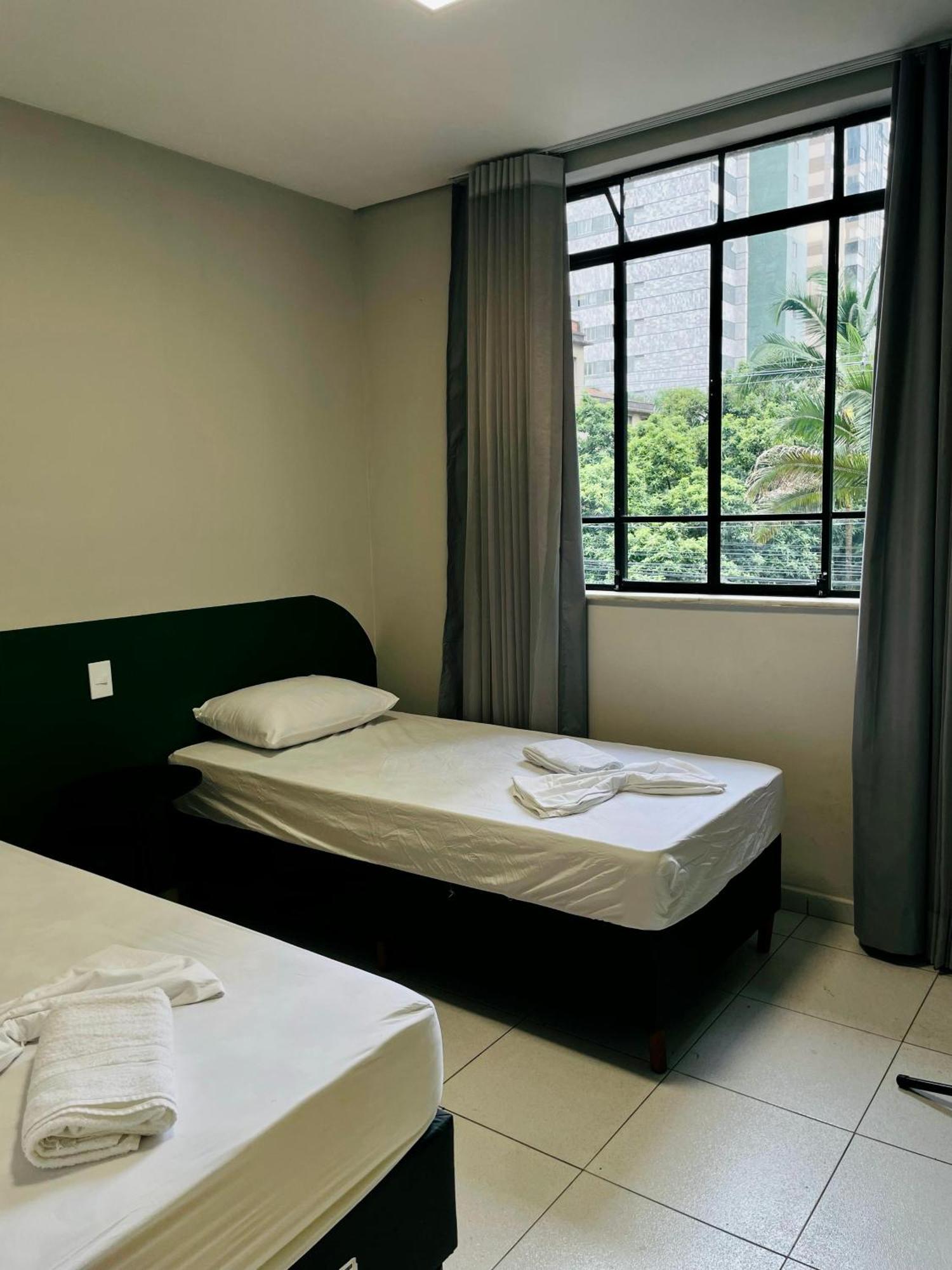 Quarto Duplo