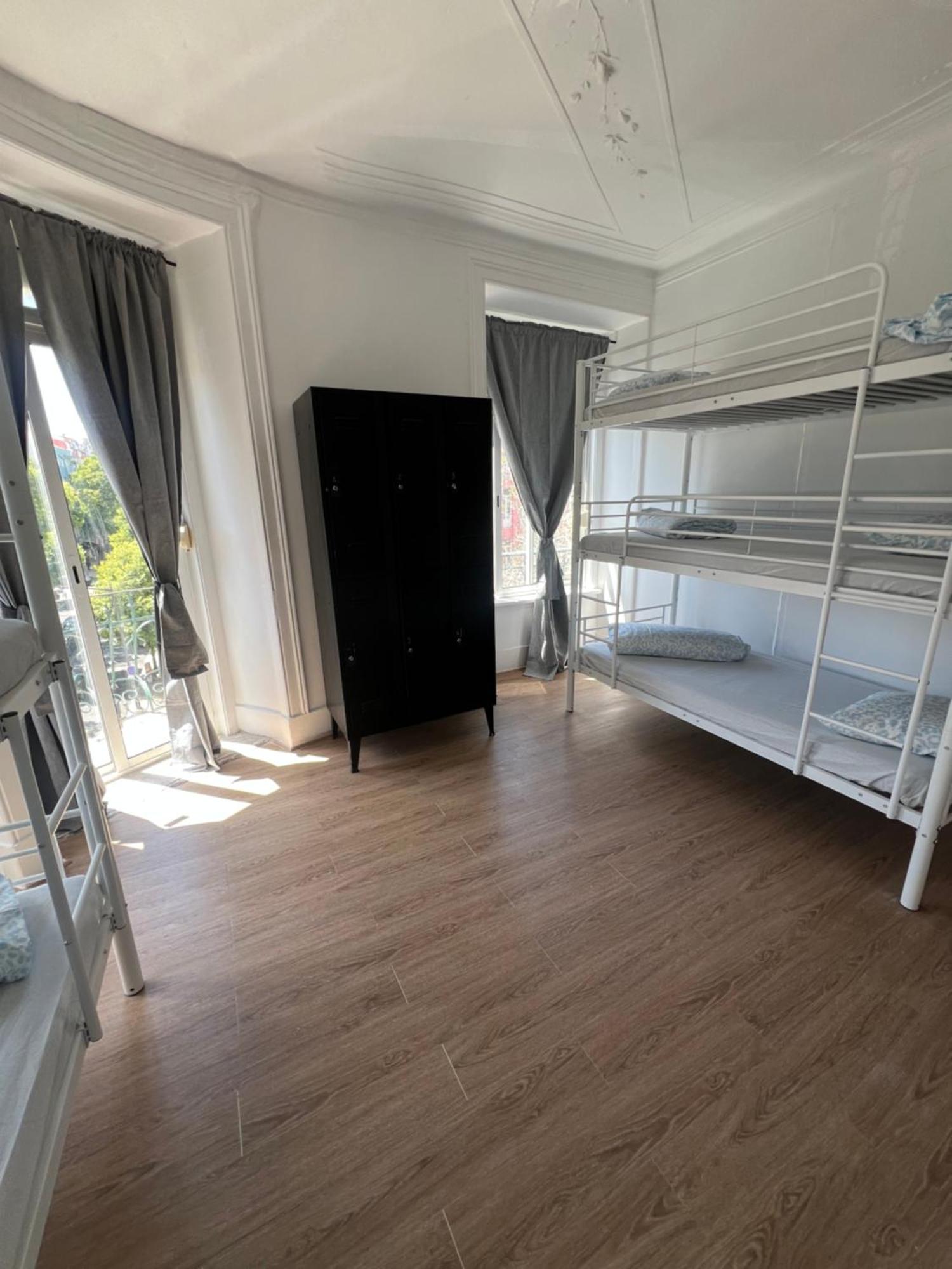 Bed in 6-Bed Female Dormitory Room,1670855440:JPEG