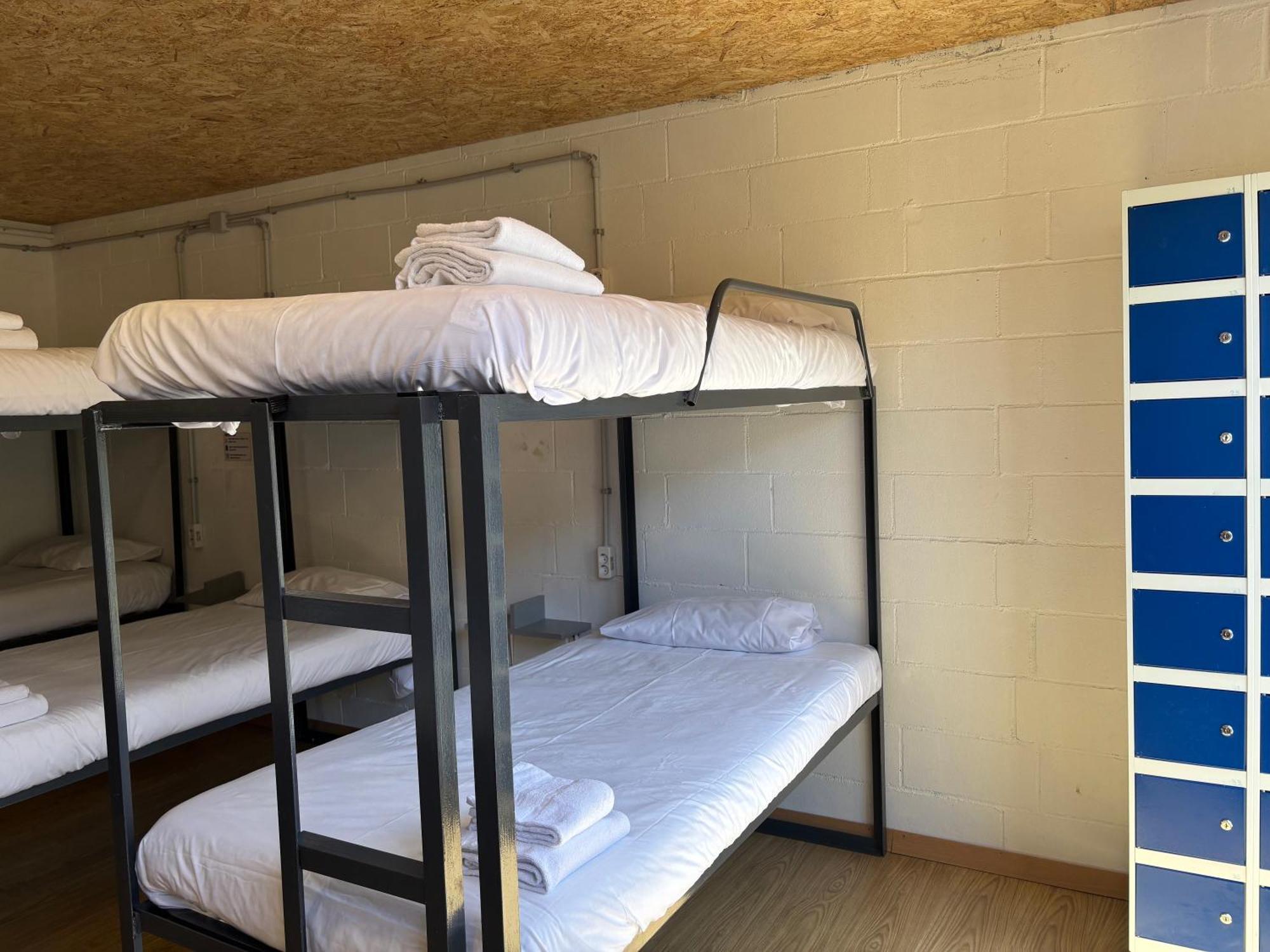 Mixed Dormitory Room