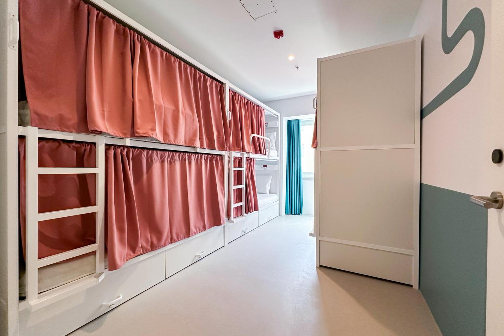 6-Bed Mixed Dormitory Room,1684383995:JPEG