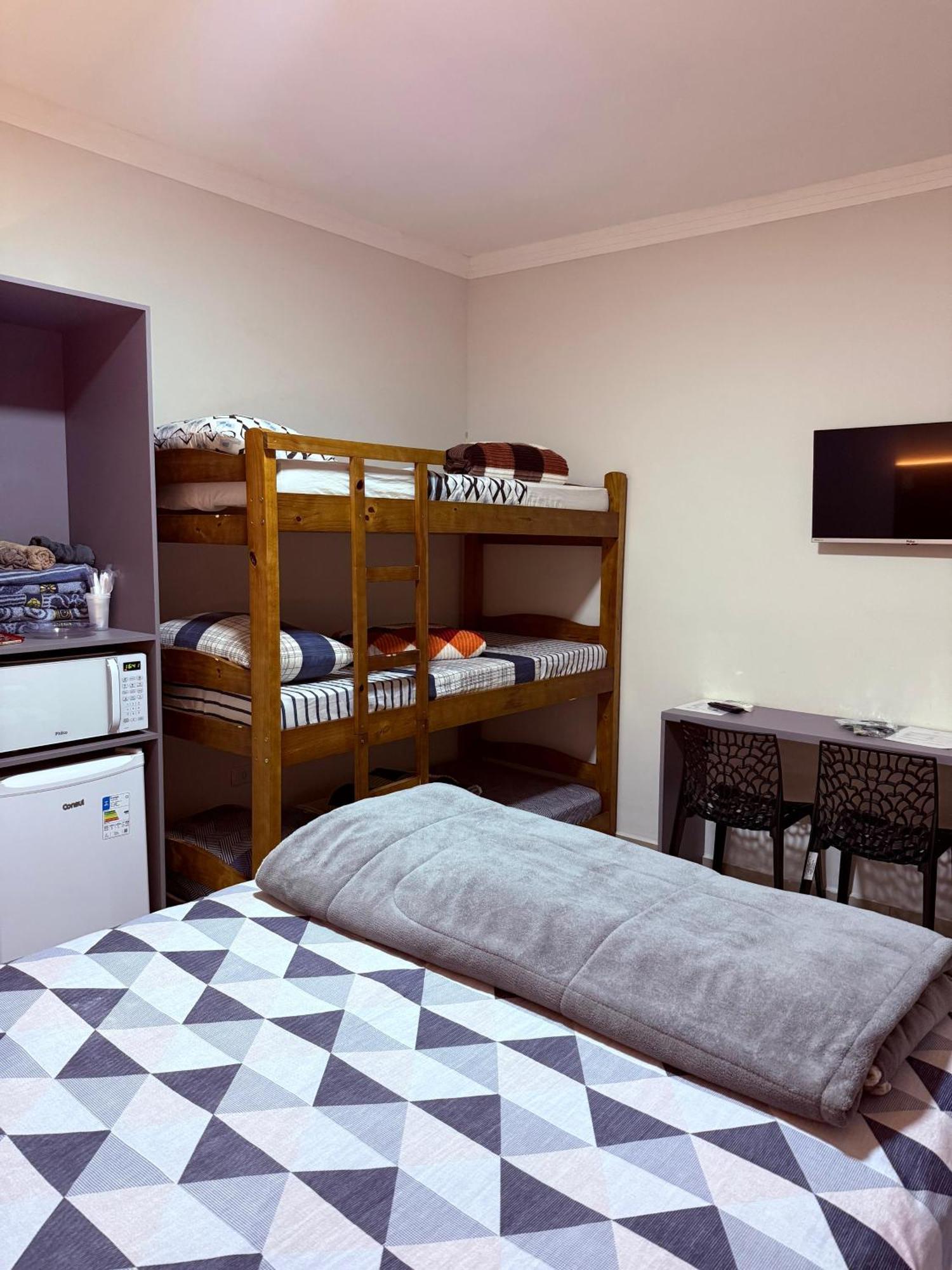 Family Room,1699788384:JPEG