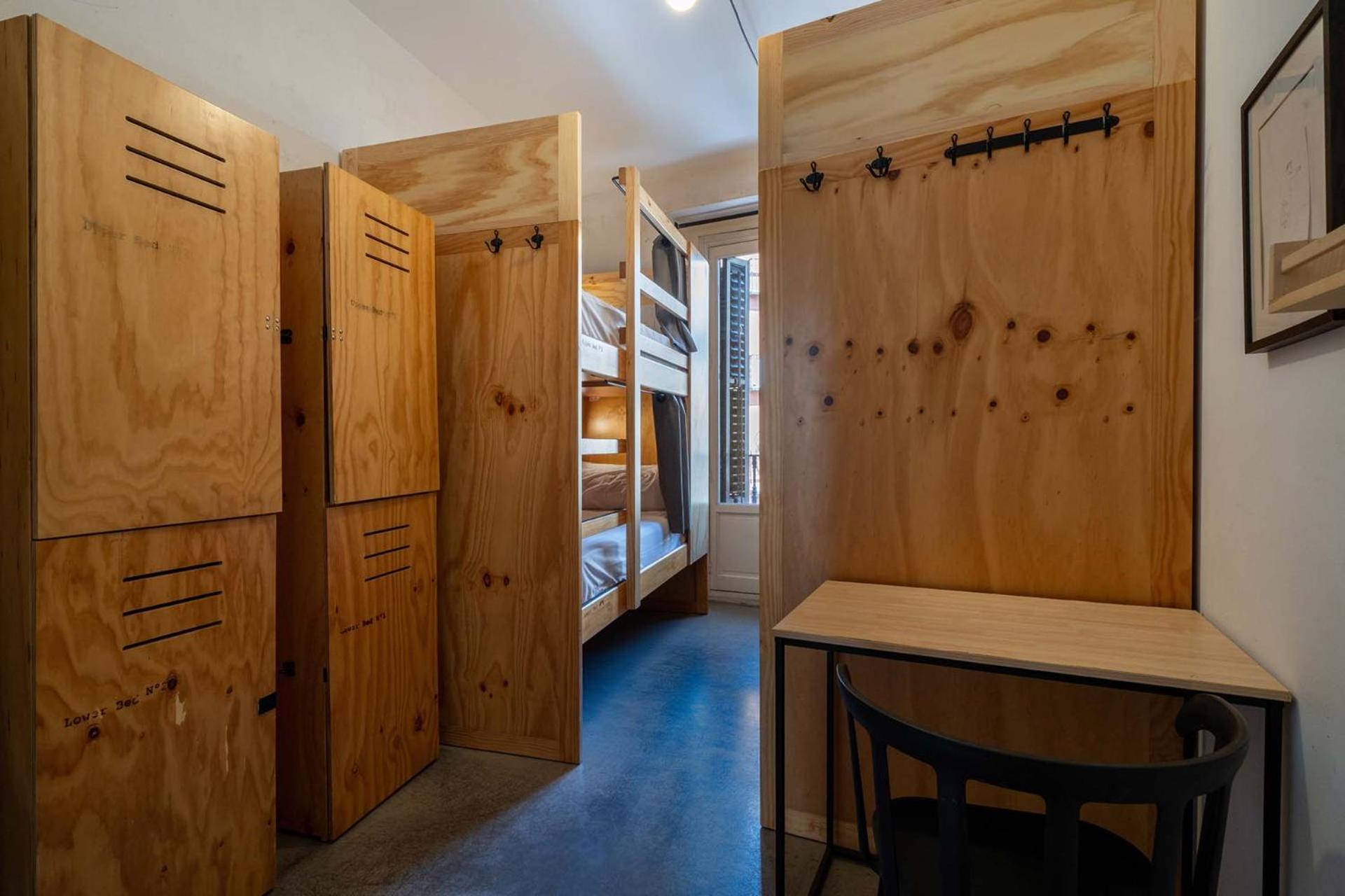 Single Bed 4-Bed Mixed Dormitory Room Private Bathroom,1731408014:JPEG