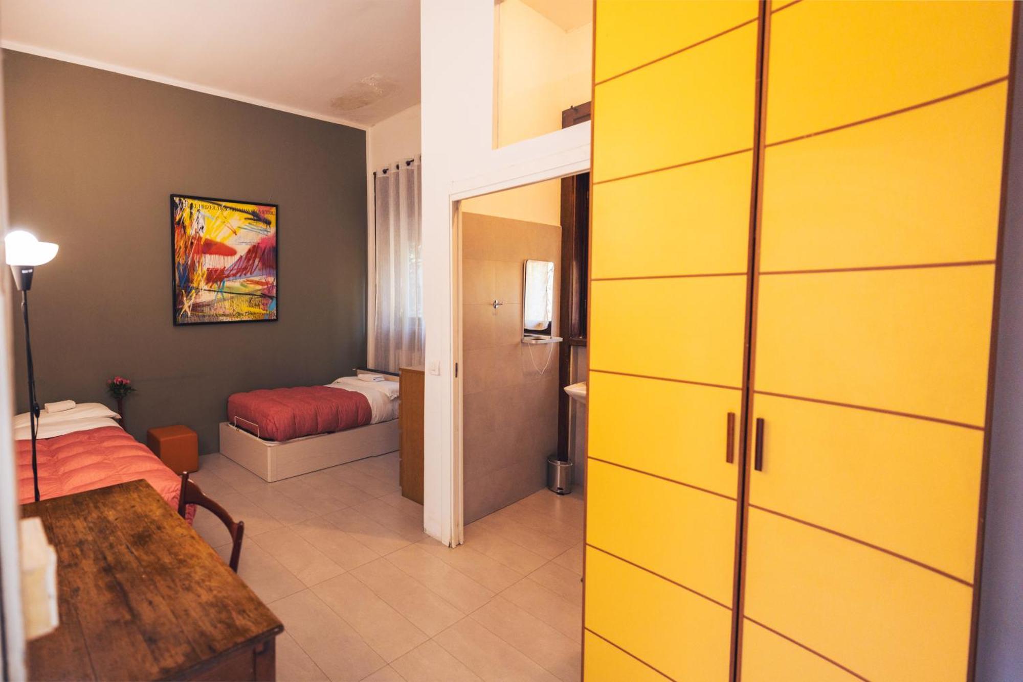 Habitación Doble con baño privado y adaptada para personas de movilidad reducida - 2 camas