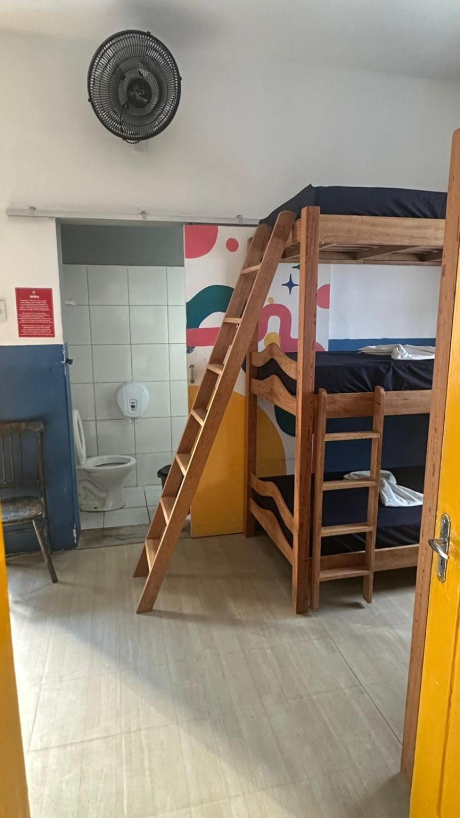 Cama em Beliche em Dormitório Feminino
