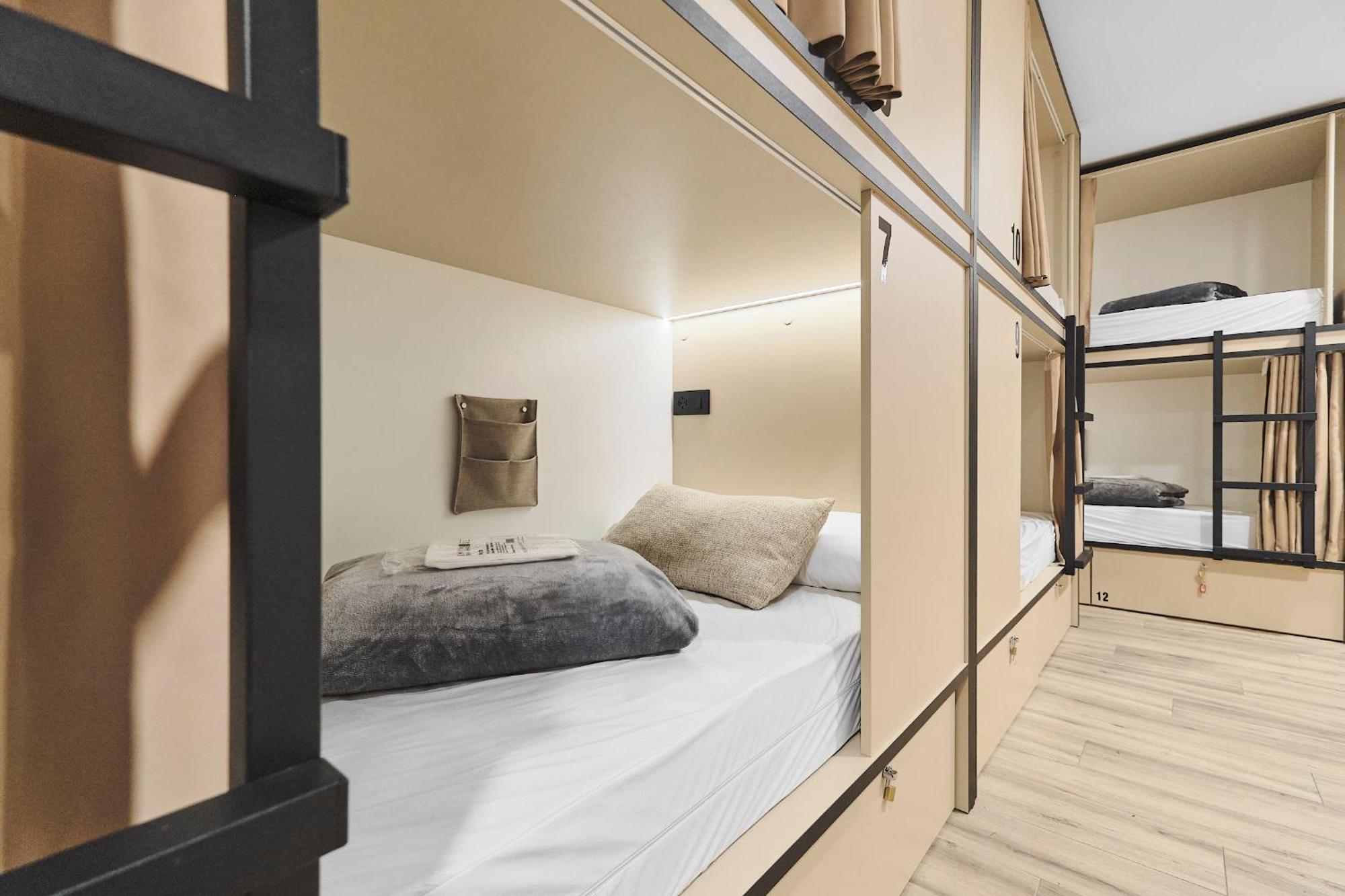 8-Bed Mixed Dormitory Room