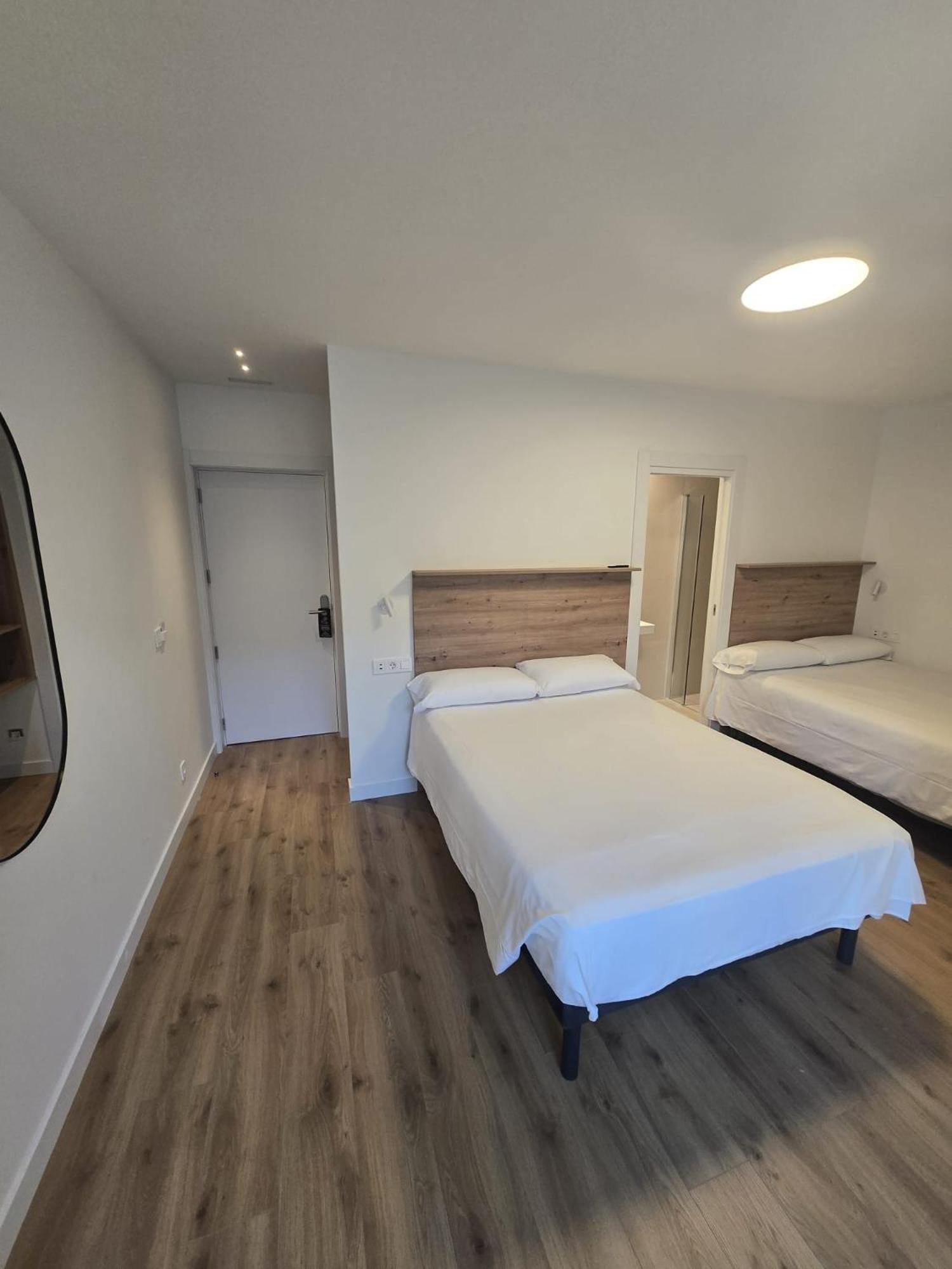 Habitación Familiar con baño privado