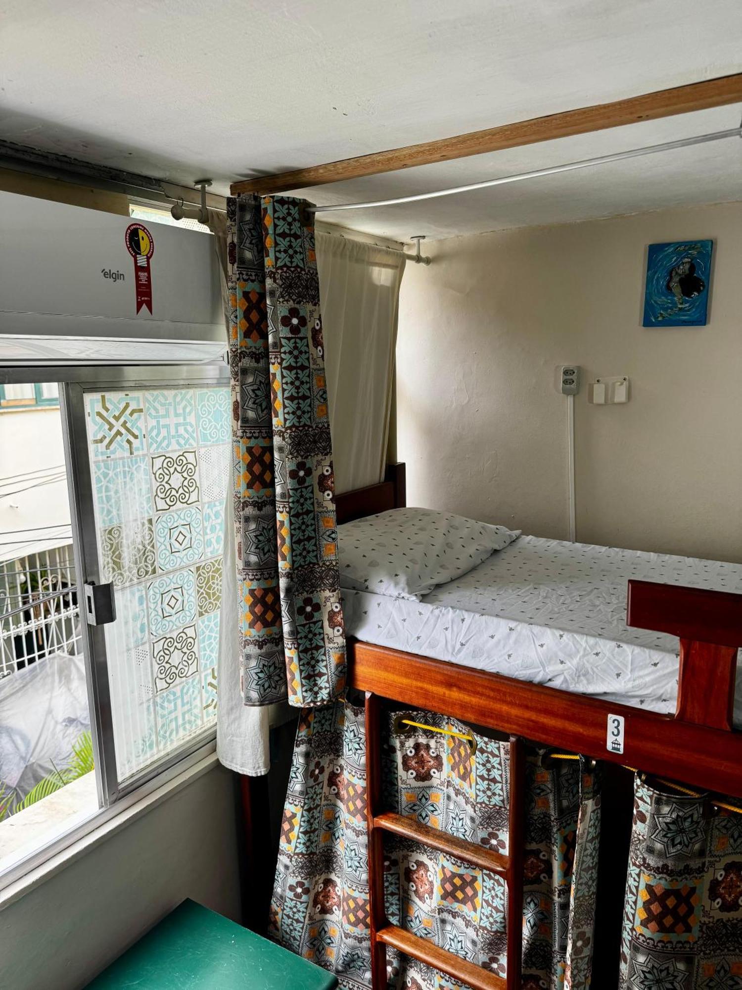 Bed 6-Bed Female Dormitory Room