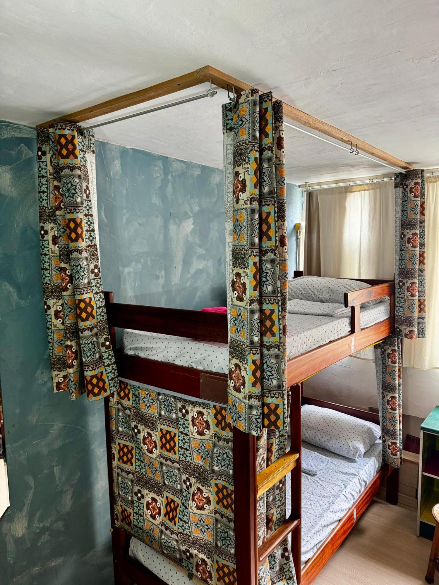 Bed 6-Bed Female Dormitory Room