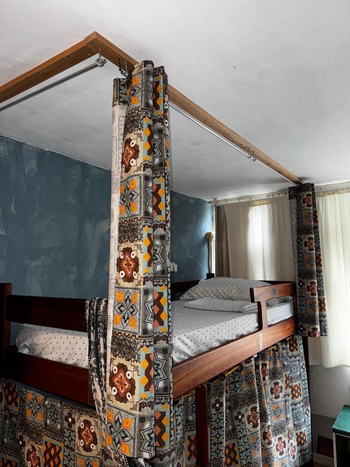 Bed 6-Bed Female Dormitory Room