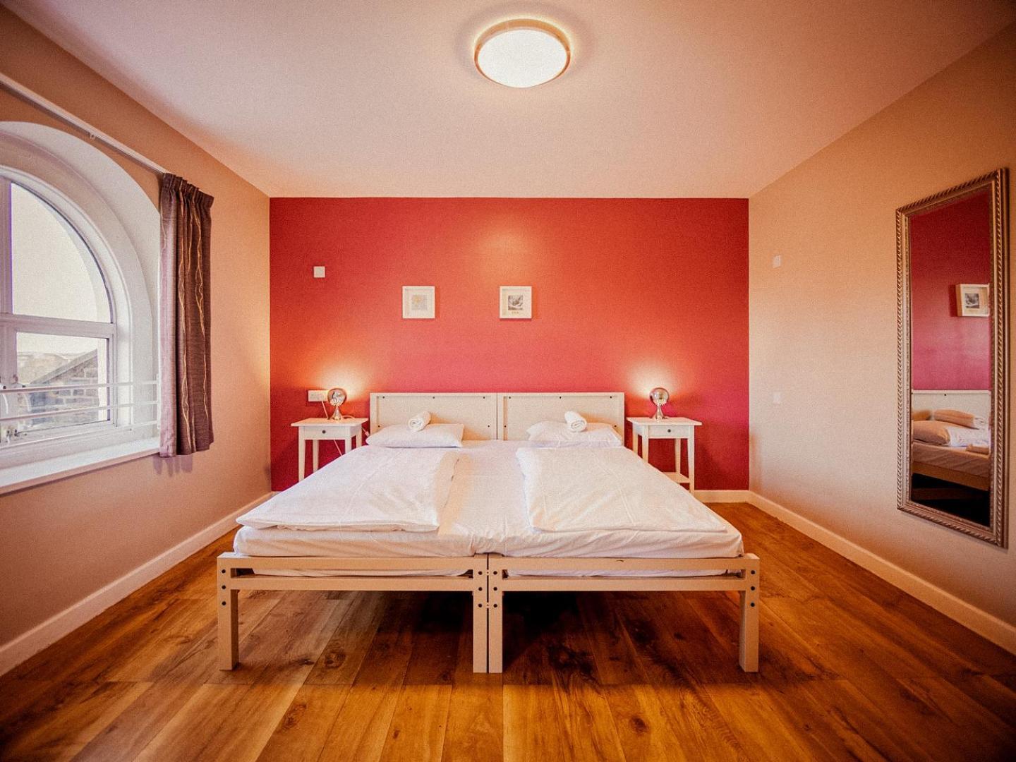 Quarto Duplo com Banheiro