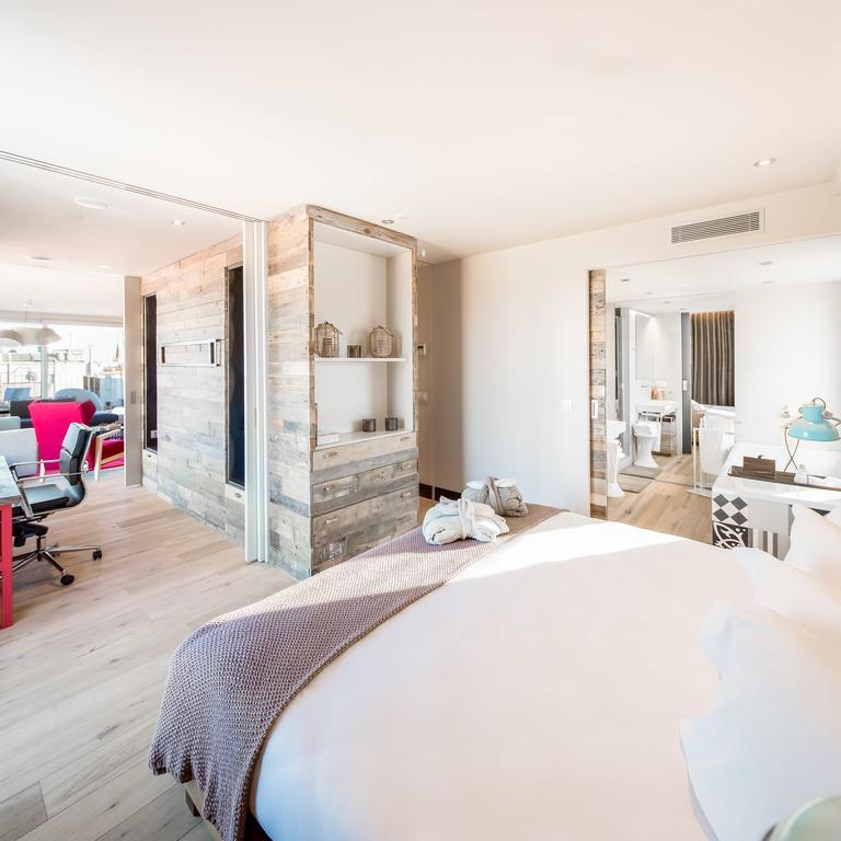 Superior Suite,1207908847:JPEG