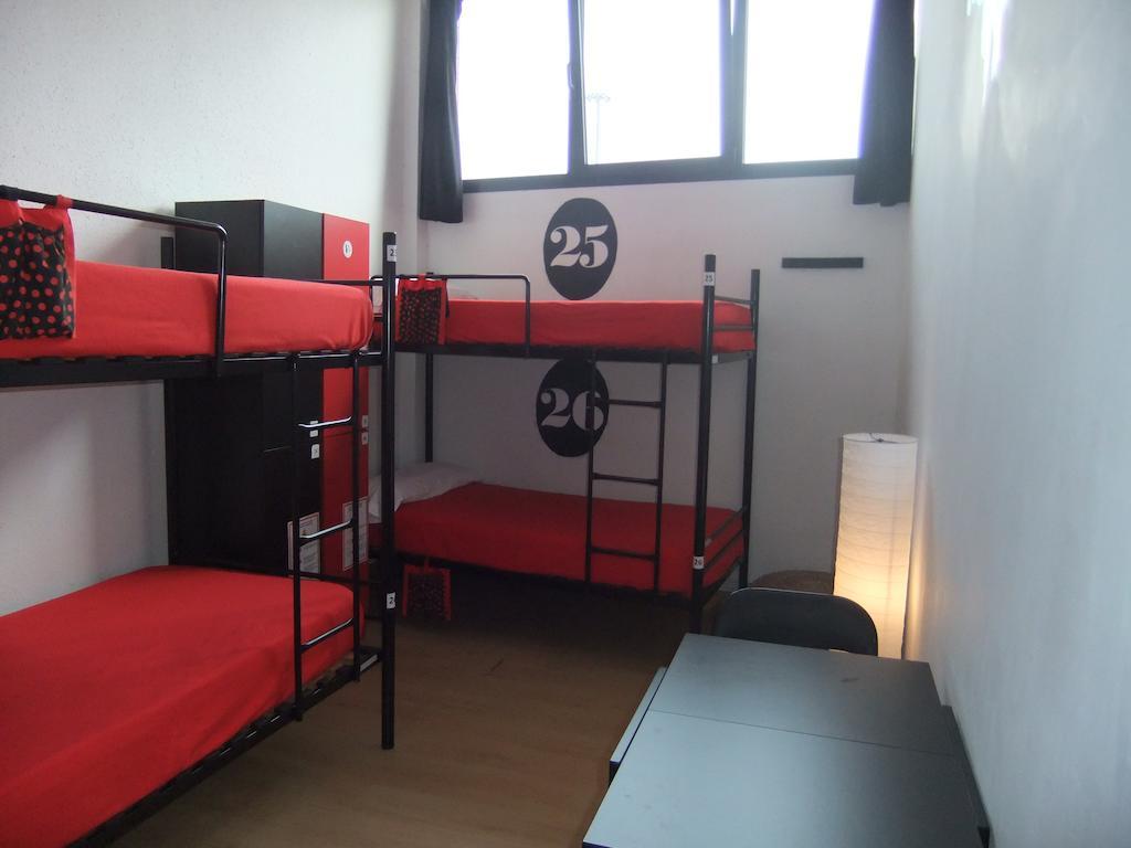 Bed 6-Bed Mixed Dormitory Room