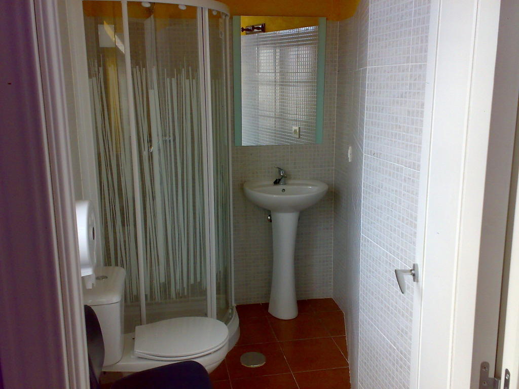 Litera en habitación compartida mixta