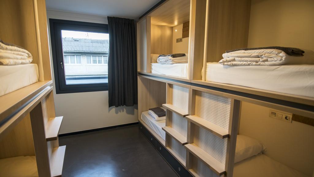 Bed 6-Bed Mixed Dormitory Room