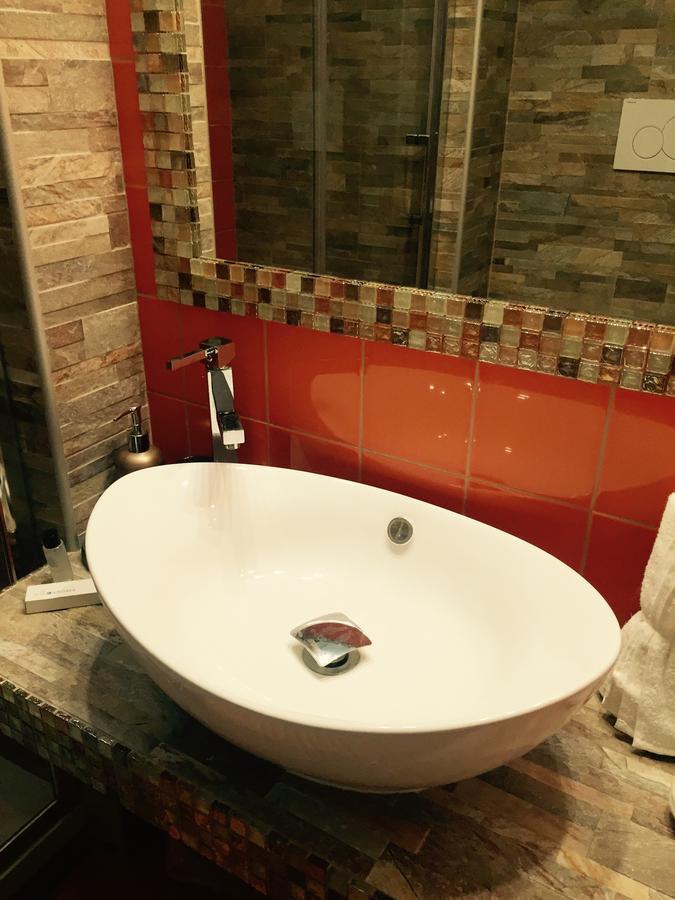 Double Room,711957901:JPEG