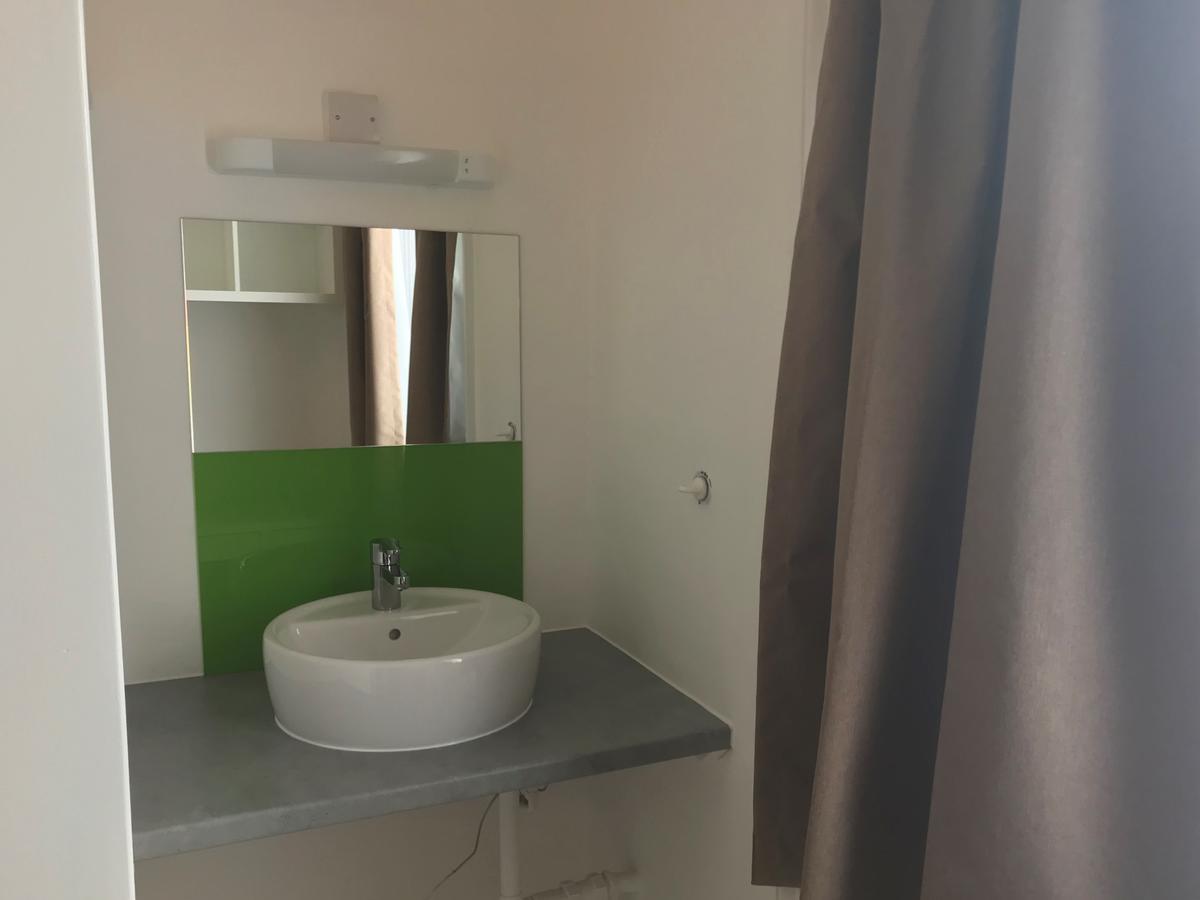 Cama Individual em Quarto Triplo Masculino
