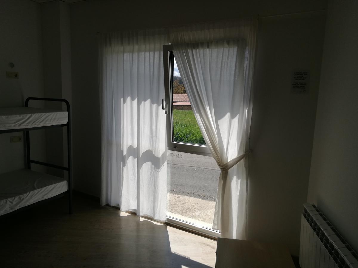 Single Bed Mixed Dormitory Room