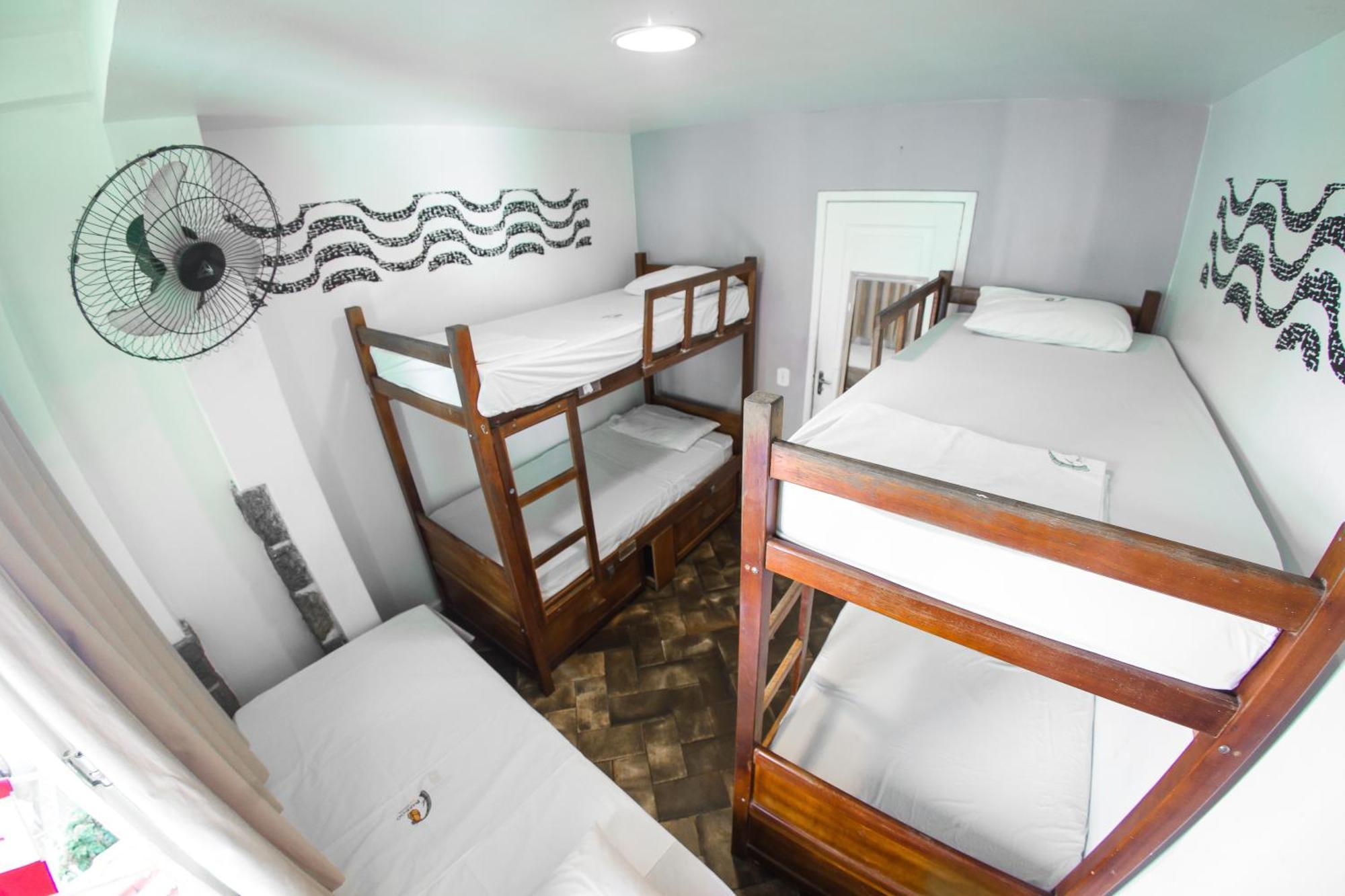 Bed 6-Bed Female Dormitory Room
