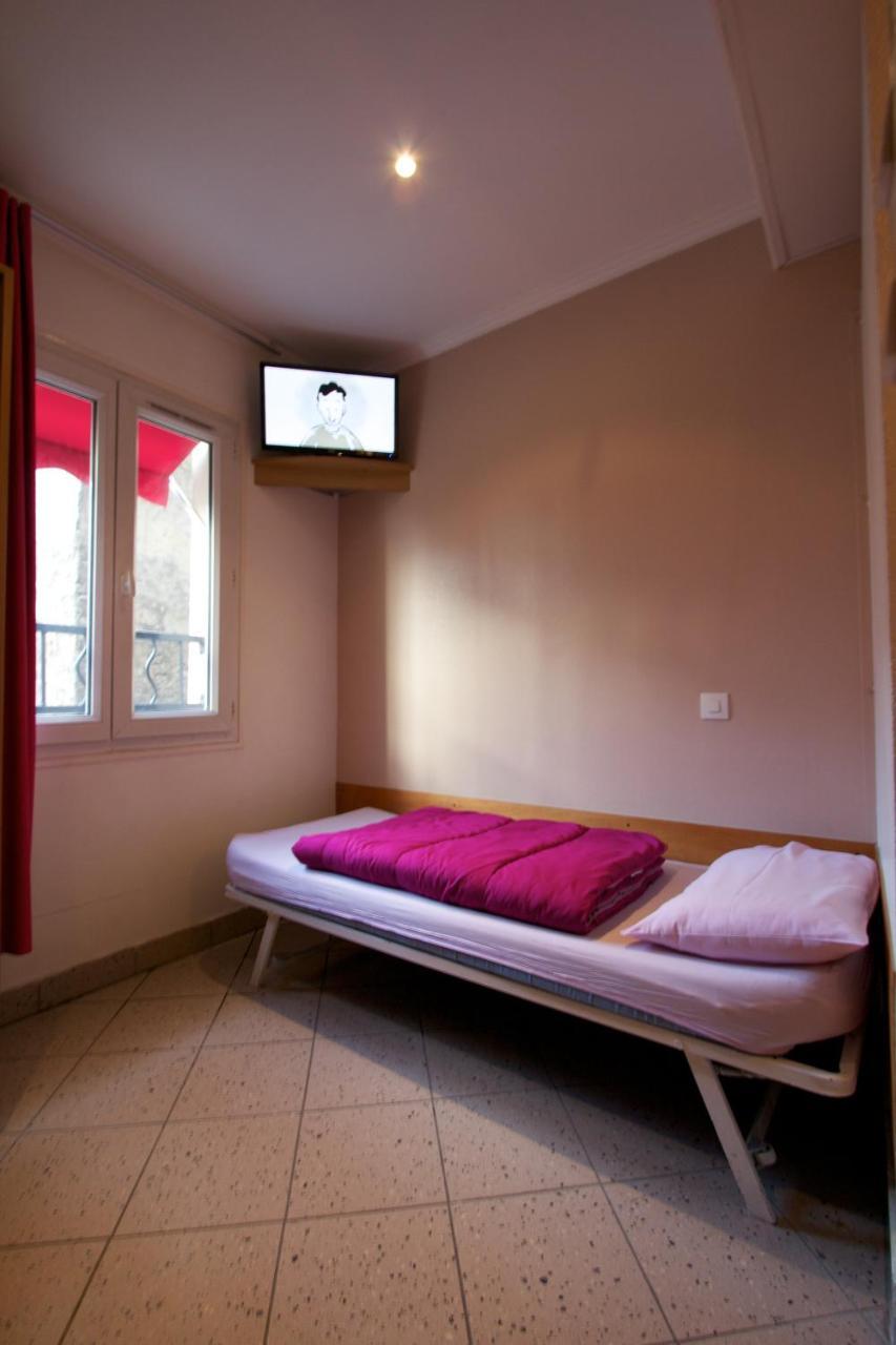 Habitación Individual con baño compartido