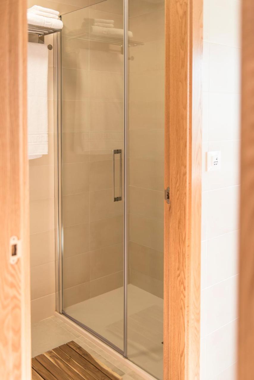 Habitación Familiar con baño compartido