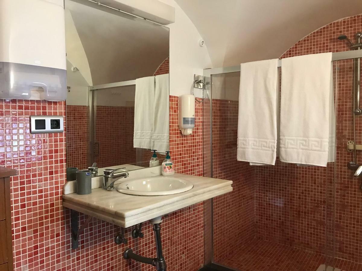 Triple Room Private Bathroom